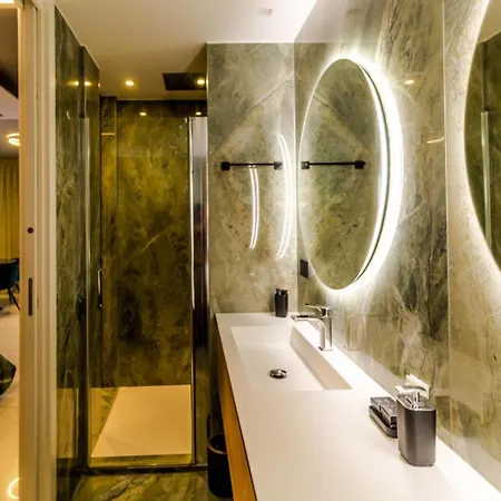 Dsluxury Apartment *